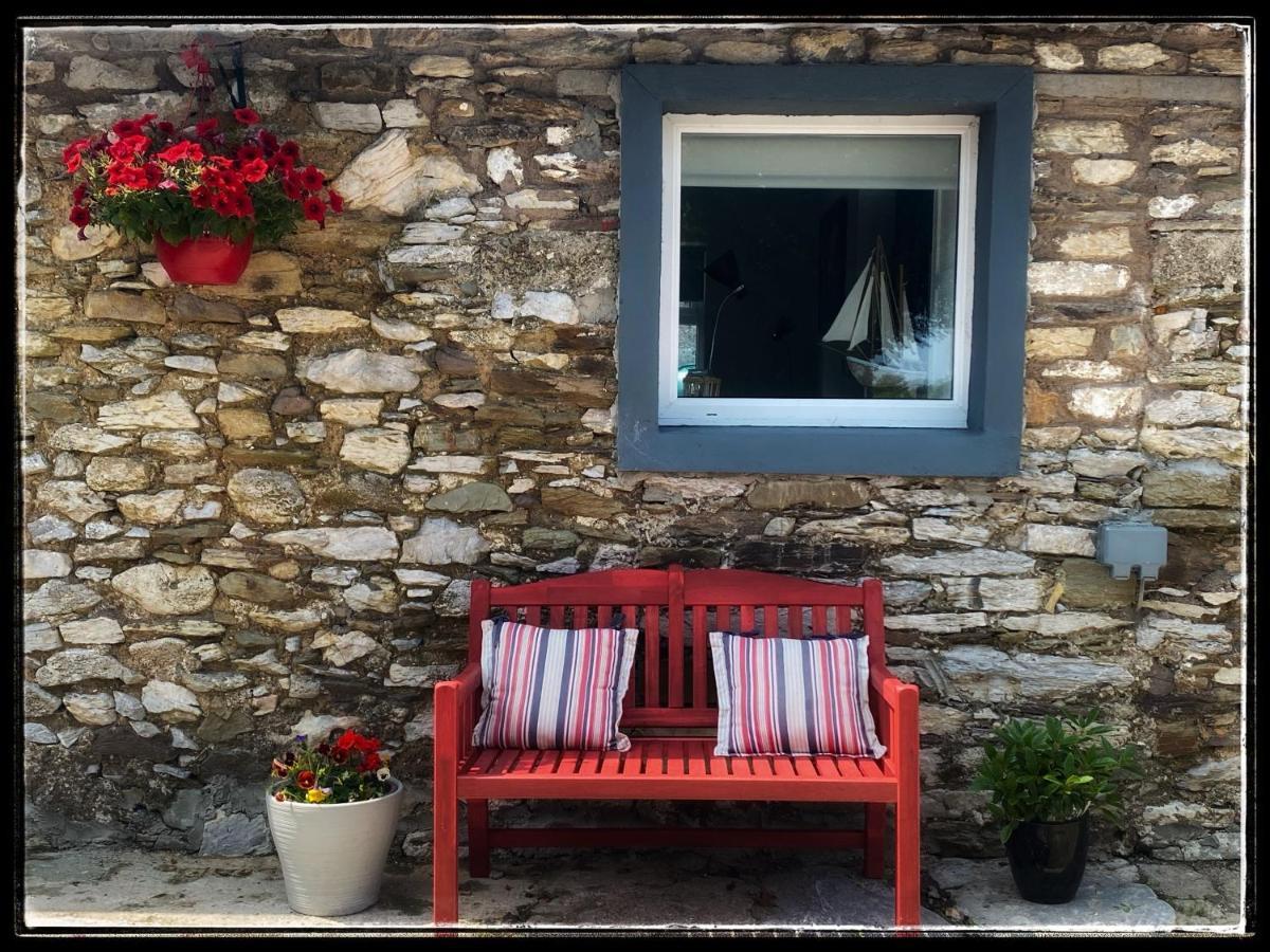 Sanctuary Lodge Cork Exterior foto